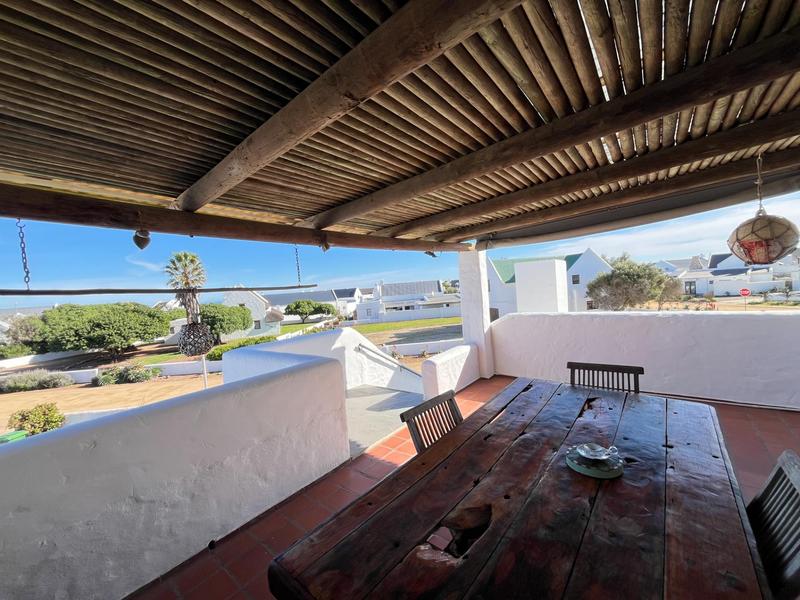 8 Bedroom Property for Sale in Jacobsbaai Western Cape